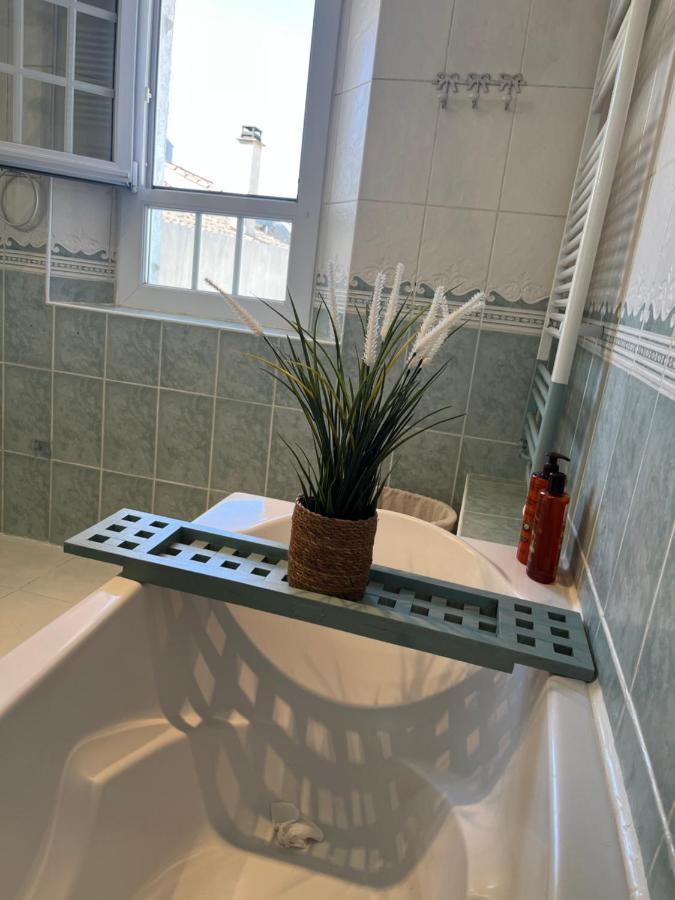 Appartement Chaleureux En Provence Сен-Максимен-ла-Сент-Бом Екстериор снимка